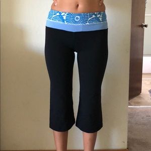 Lululemon flared cropped leggings